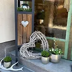 Koessler, Appartementhaus アパート *