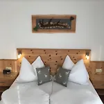 アパート Koessler, Appartementhaus