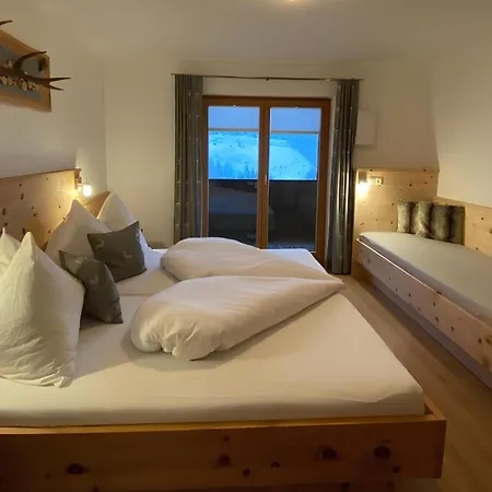 Koessler, Appartementhaus *